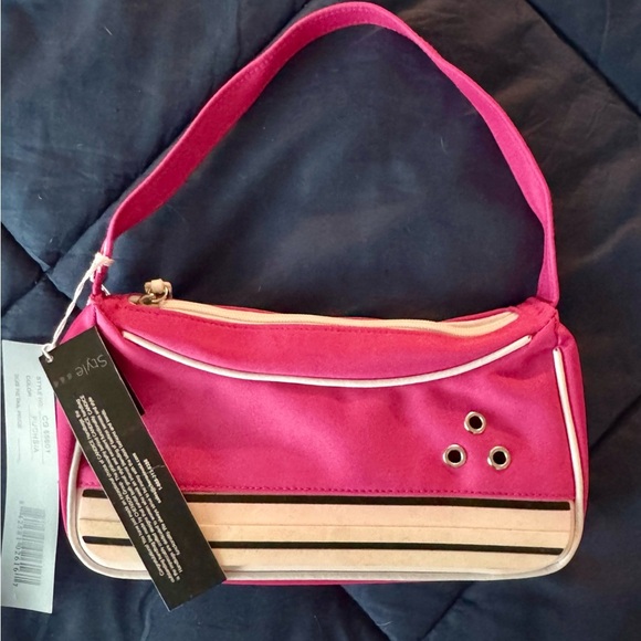 NWT Vintage Y2K Andice Converse inspired pink sneaker shoulder bag - Picture 2 of 5